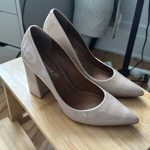 L’intervalle Nude Block heels size 8